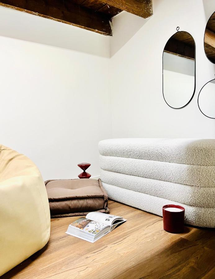 Tarra Luxury Suite Милано Екстериор снимка