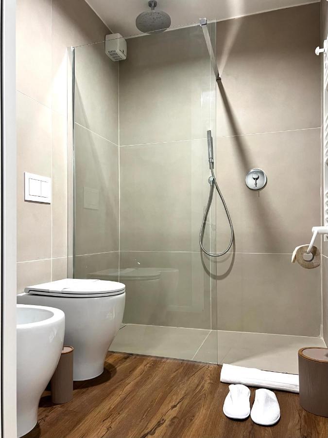 Tarra Luxury Suite Милано Екстериор снимка